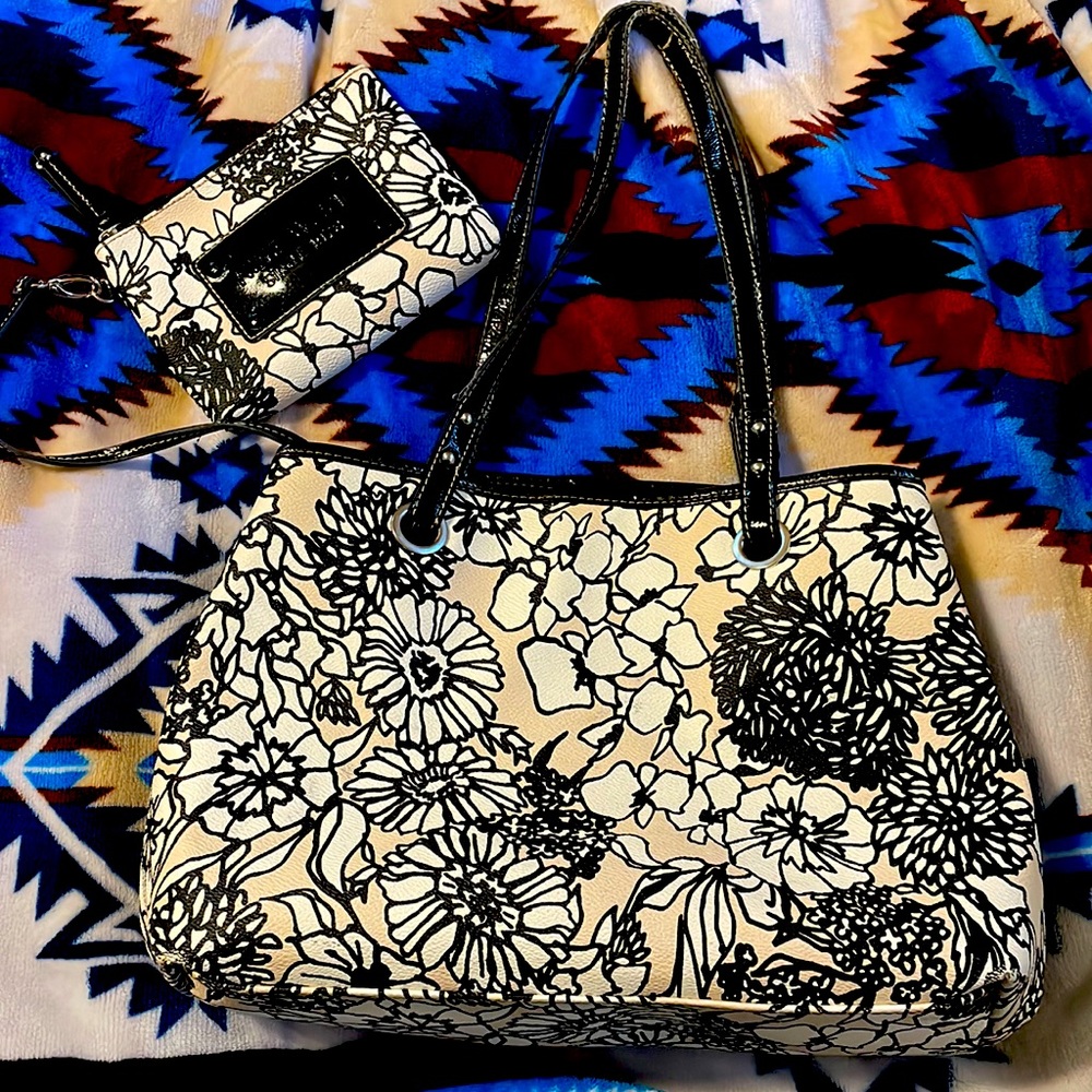 Y2K Mid-2000s Floral Print Nine West purse